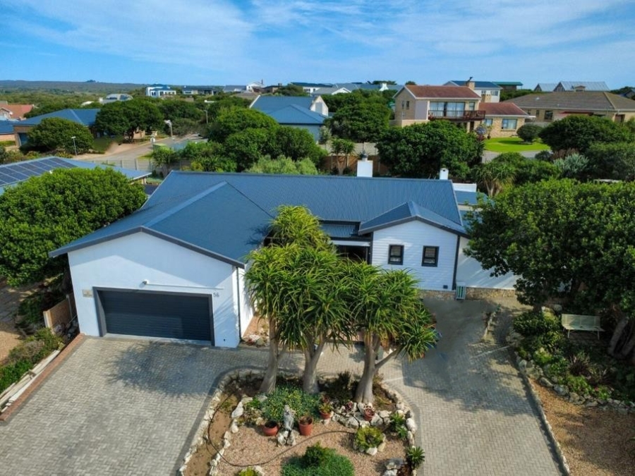 3 Bedroom Property for Sale in Stilbaai Wes Western Cape